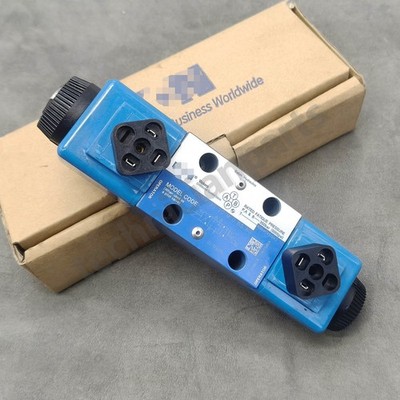 1pc New DG4V-3S-2C-M-U-B5-60 Solenoid Valve for Vickers 110/120V