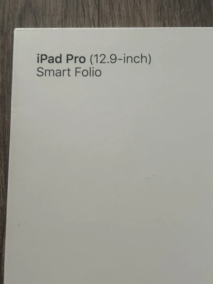 Apple Smart Folio Case for iPad Pro 3rd Generation 12.9" WHITE Brand NEW - Image 4 of 4