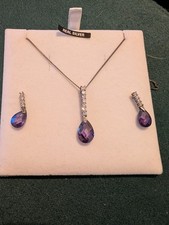 Warren James 925 Sterling Silver Purple Teardrop Amethyst Necklace & Earrings.