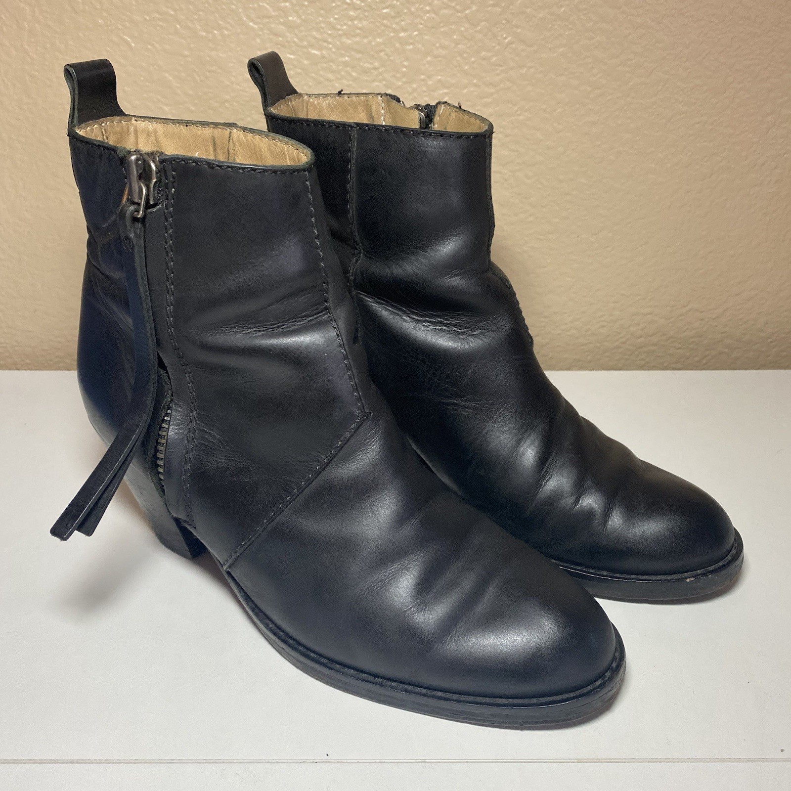 Acne Studios Womens Leather Moto Boots Size 39 / 9 Pistol Black Heeled Zip Up