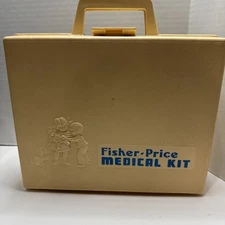 Vintage 1977 Fisher Price Medical Kit Doctor Nurse Kit Play 936 COMPLETE