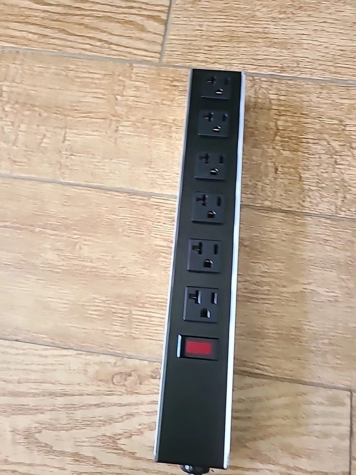 NEW Hammond 1589T6C1 Wall Mount Rack Power Strip 6-Outlet 120v 20A 8Ft Cord - Image 2 of 4