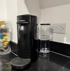 Nespresso VertuoPlus Kaffeemaschine M600 11399-UK - Schwarze Tinte - PAT GETESTET