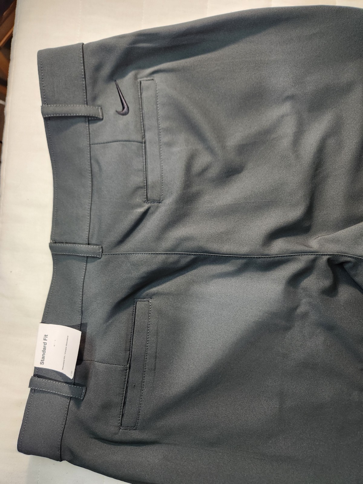 Nike Dri-Fit Men’s Size 34x32  Standard Fit Golf Pants thumbnail 8