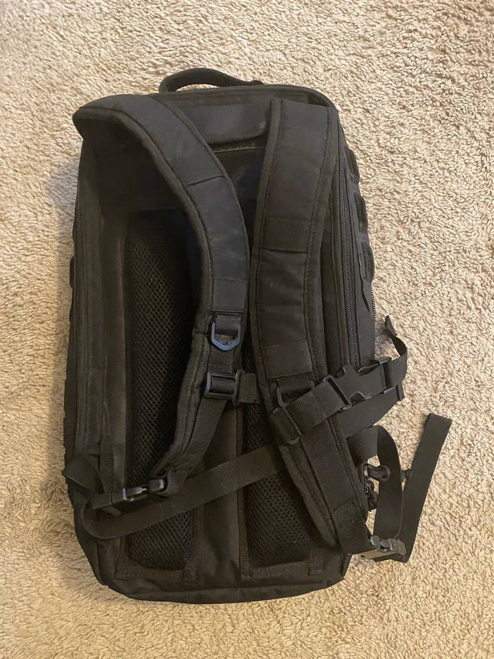 Mochila táctica vudú Foto 2 de 4