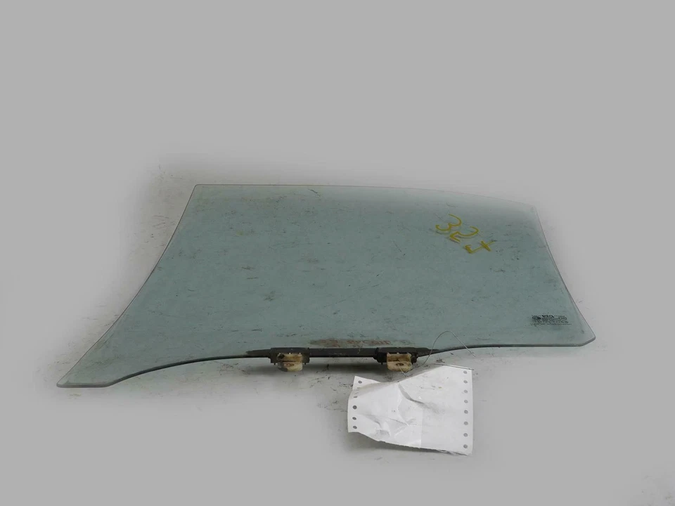 1995 - 1999 Hyundai Accent Window Glass Door Passenger Right Side Rh Rear Oem - Image 3 of 4