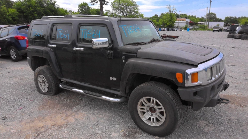 Capucha HUMMER H3 06 07 08 09 10 Foto 3 de 4