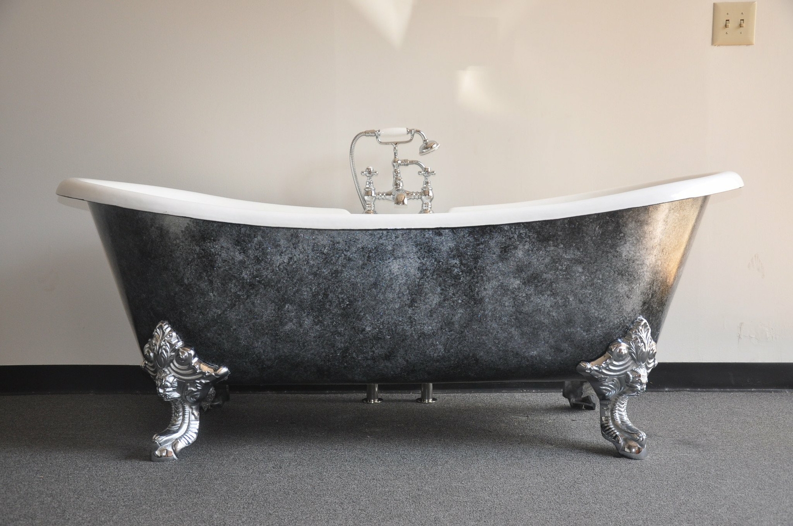 71-inch Double Slipper Cast Iron Bathtub with Imperial Feet