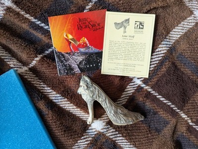 Vtg Just The Right Shoe Raine ''Lone Wolf'' #25122 Figurine with Box&COA Wildlife