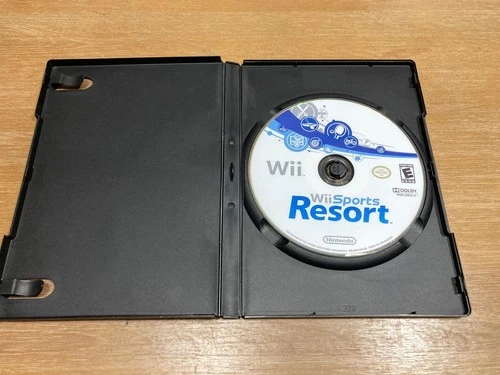Wii Sports Resort (Nintendo Wii, 2009) Disc and Generic Case