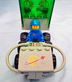 LEGO 1580 Lunar Scout Complete With Minifigure Space Classic Space Vintage 1986