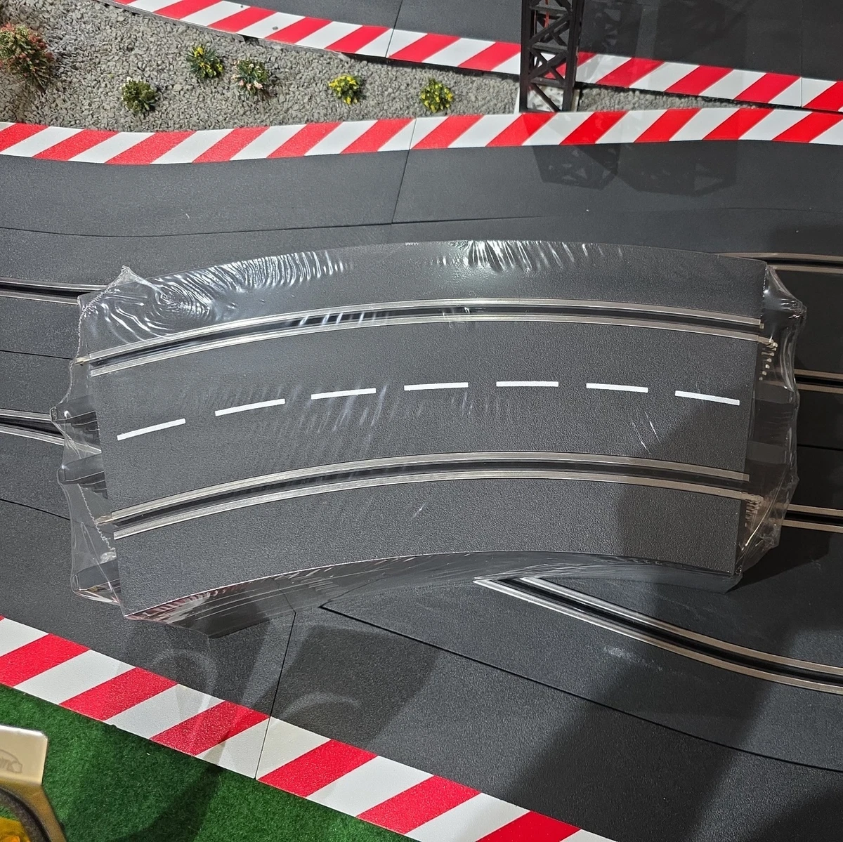 Carrera Digital 132/124 Kurve 1/60 2 Stück (Gebraucht) In Für CHF 6