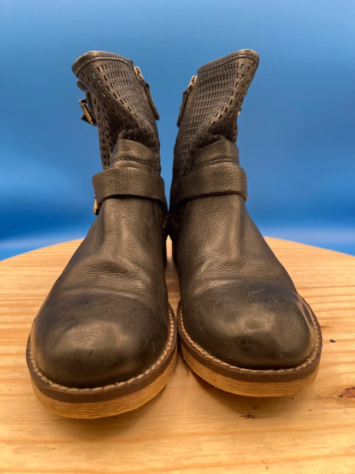 Botín Geox Para Mujer Talla 8/EU38 Negro Cuero Hebilla Cremallera Lateral Tobillo Perforado Foto 4 de 4