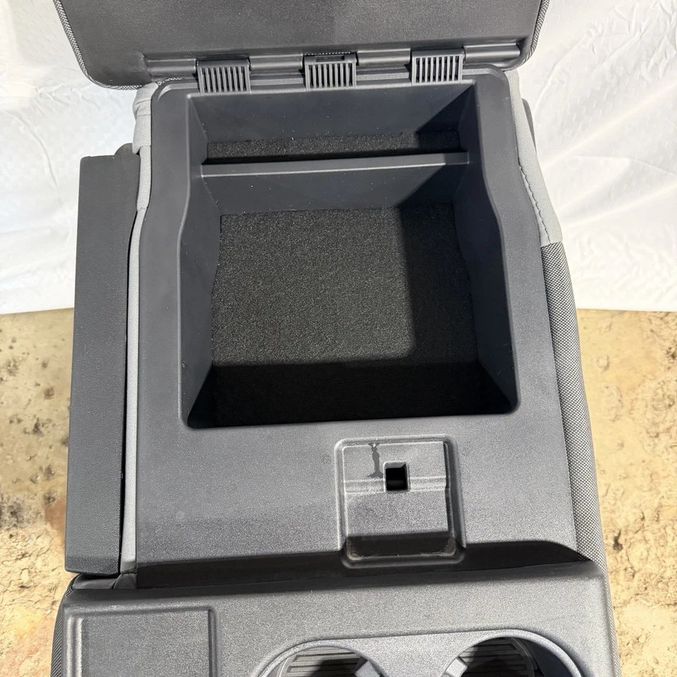 NUEVO FORD F150 F250 F350 GRIS DOBLE CABINA TELA CONSOLA CENTRAL ASIENTO SALTADOR Foto 4 de 4