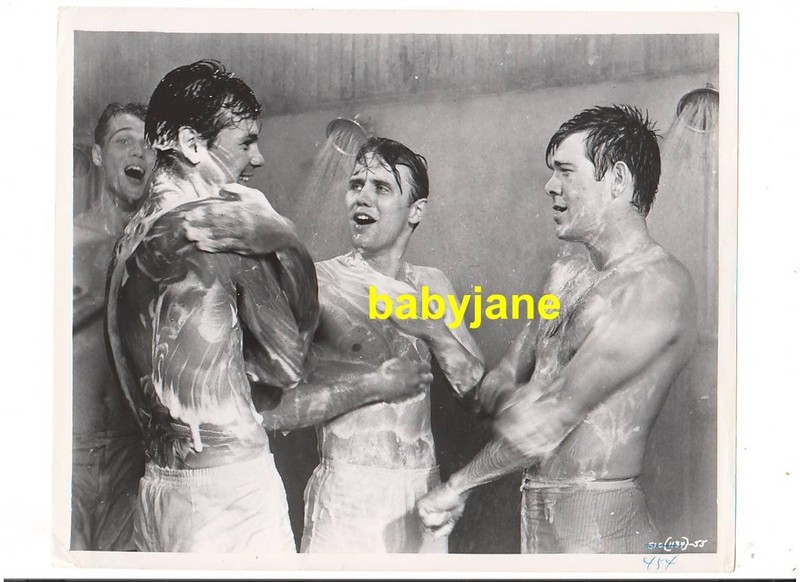 GARY LOCKWOOD MARK SLADE CEDRIC JORDON ORIG 8X10 PHOTO IN SHOWER IN BOXERS 1961
