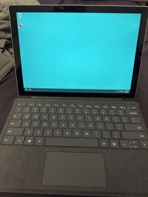 Microsoft Surface Pro 7 Plus Intel i5-1135G7 2.40GHz 16GB RAM