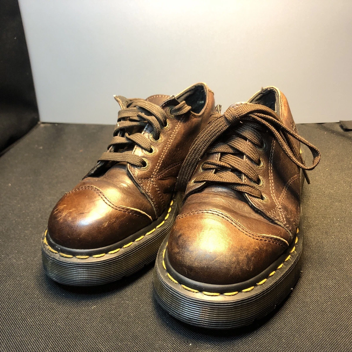 Dr martens cheap lea
