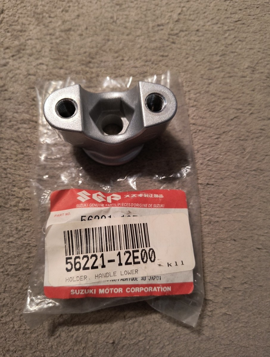 カップ Suzuki OEM 56221-12E00 Handle Holder Lower NOS 2001-2006 RM250