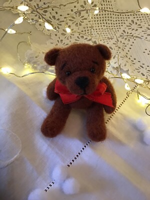 Nadelgefilzt OOAK Jointed Weihnachten Teeny Teddybär ~ handgefertigtes Geschenk von Jen x