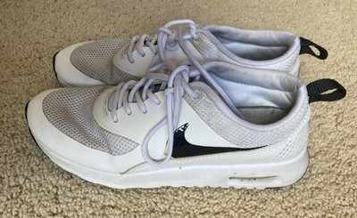 Nike Women's Air Max Tavas Size 6