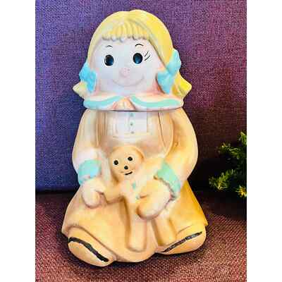 RARE ''MOPSY'' RAGGEDY ANN HOLDING GINGERBREAD MAN/DOLL COOKIE JAR