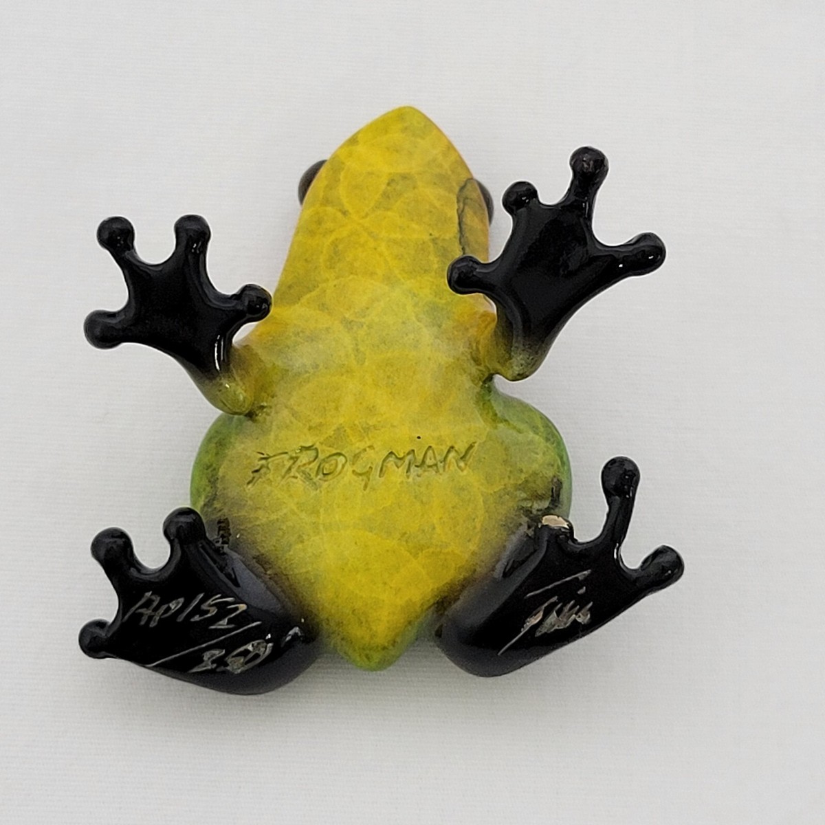 Tim Cotterill Frog Man カエルの置物 Frogman by Tim Cotterill — Studio Seven Arts