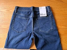 JOE'S Jeans Mens 28x32 The Classic Kinetic Soft 