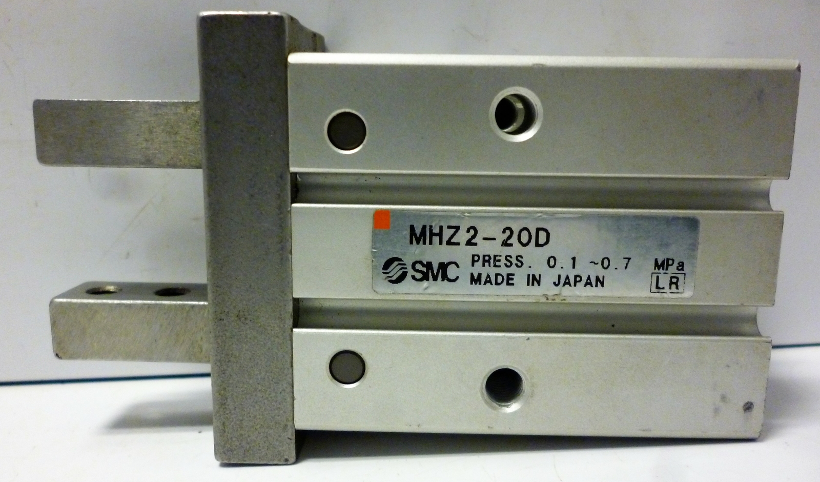 SMC MHZ2-20D Pneumatic Gripper