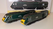 Hornby R3685 GWR HST Class 43 'Meningitis Trust' 43041 & 43005 Train Pack