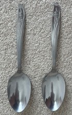 2 Vintage Onedia Stainless Steel Serving Spoons 8? Long Roseanne Pattern VGC