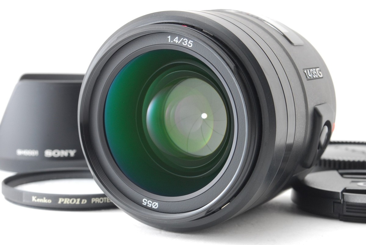 Near MINT w/Hood] Sony 35mm F/1.4 G SAL35F14G Wide Angle Lens For