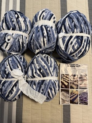KNYTERUNA Blanket Yarn Lot Blue/White Chenille-  #6 Super Bulky FREE SHIPPING!