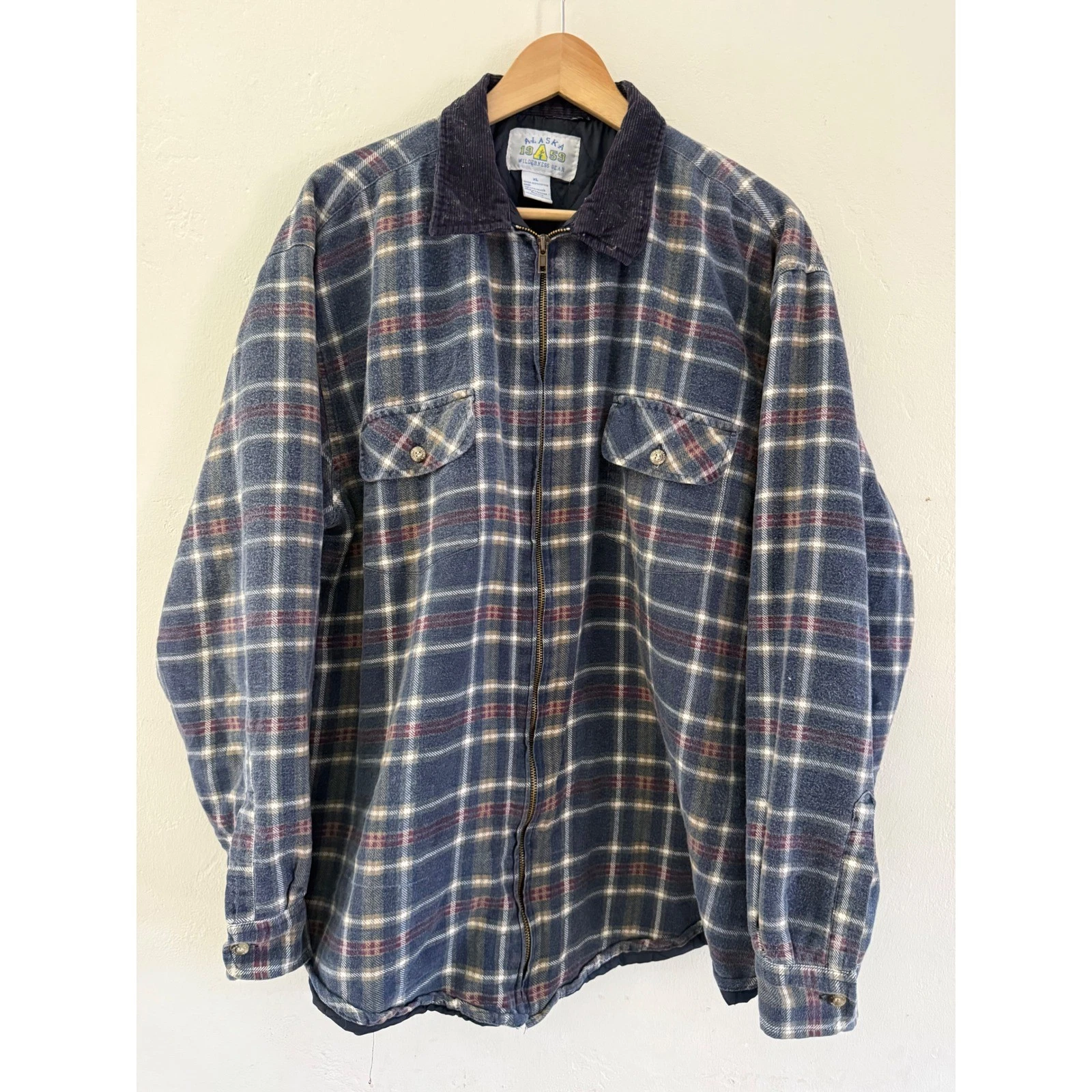Alaska Wilderness Gear Mens XL Blue Plaid Quilted Flannel Zip Shirt Jacket