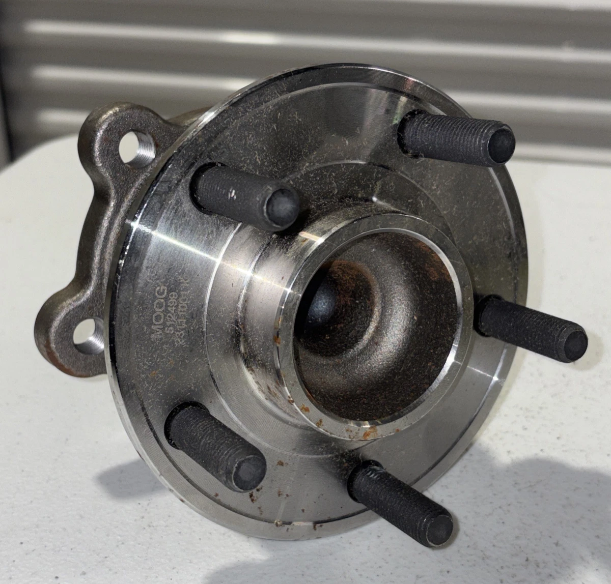 Wheel Bearing and Hub Assembly Moog 512499 photo 4