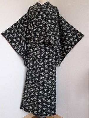 La Sole Kimono Two-Piece Silk Elegant Style Used