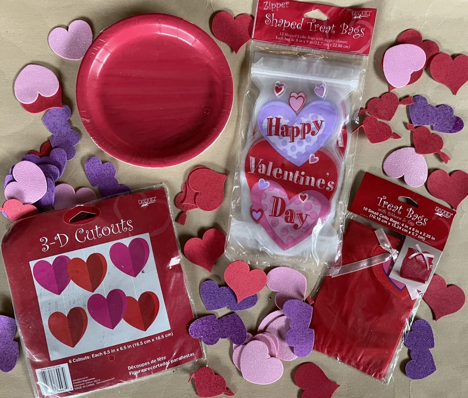 VALENTINES DAY Decorations 3D Cutouts TREAT BAGS Plates HEART Champagne Glasses - Image 2 of 4