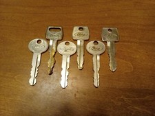Vintage Ford Automotive Keys Lot Of 6 Usa Great Condition Rare Unique Designs Vintage Ford Automotive Keys Lot Of 6 Usa Great Condition Rare Unique Designs