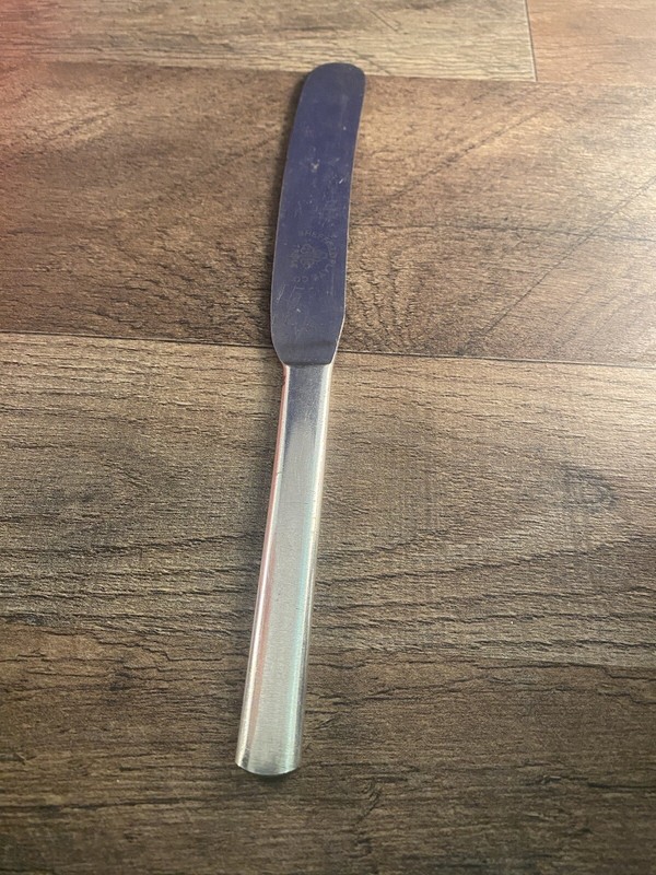 Sheffield Plate Co Triple Plate Plain Butter Knife Unknown Pattern 