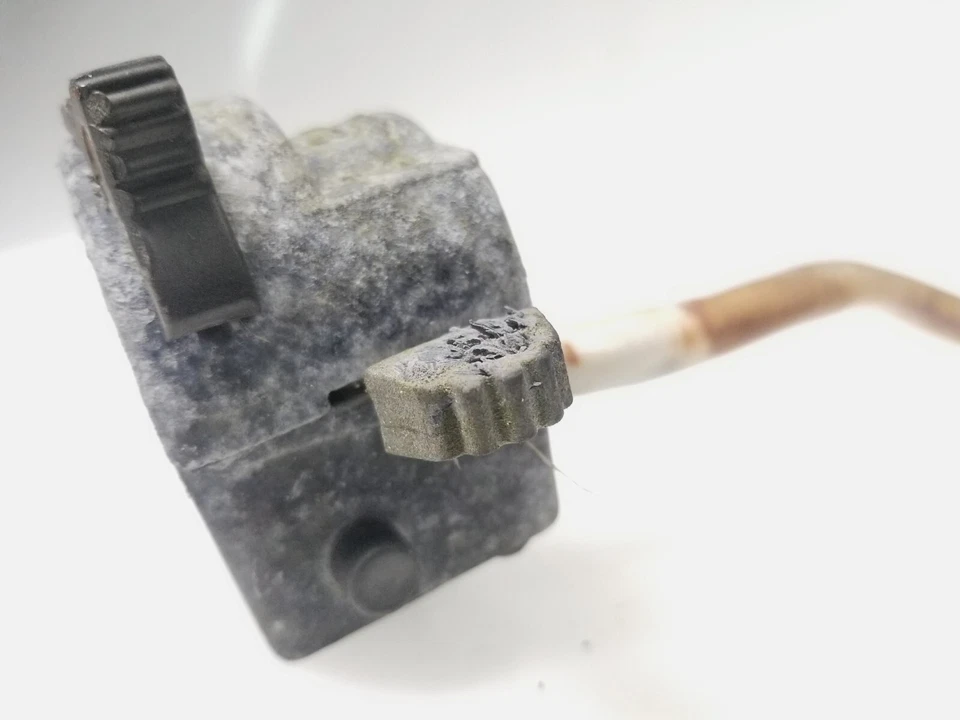 Interruptor de señal de giro del faro de control izquierdo 93 Ural (Dnepr) 1993 Foto 3 de 4