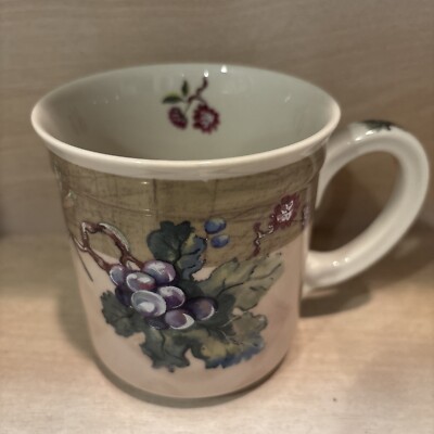 Tracy Porter Claret Collection Mug Poland Grapes Fruit Ivy Cup Mug EUC 16oz