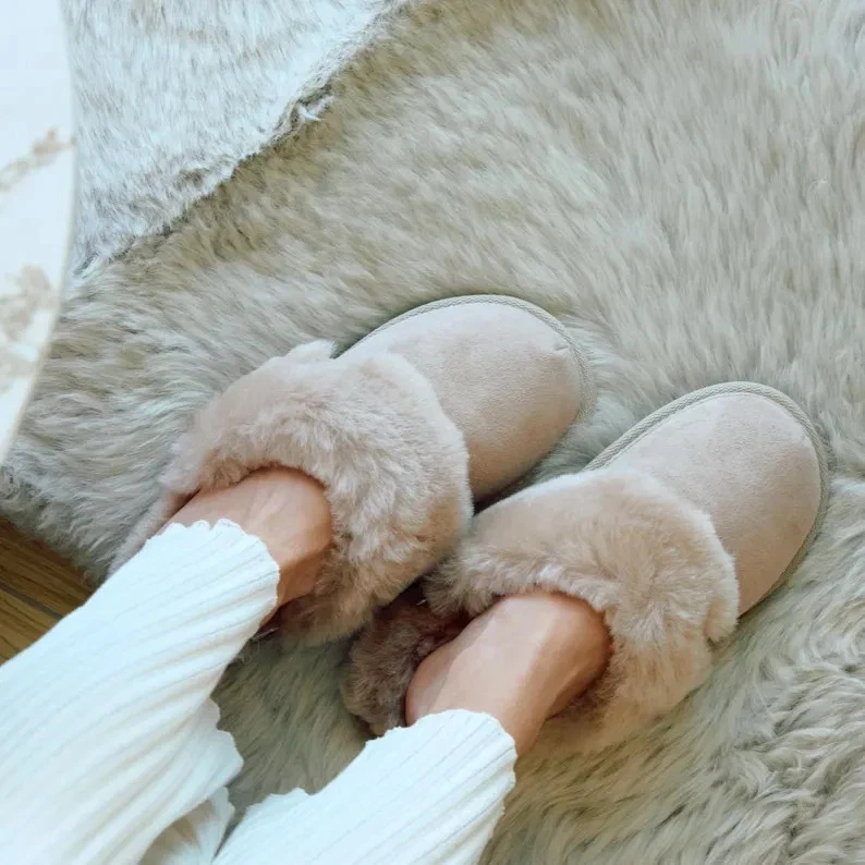 Бежевые тапочки из овчины для женщин — домашняя обувь из натуральной овчины Mules - Изображение 2 из 4