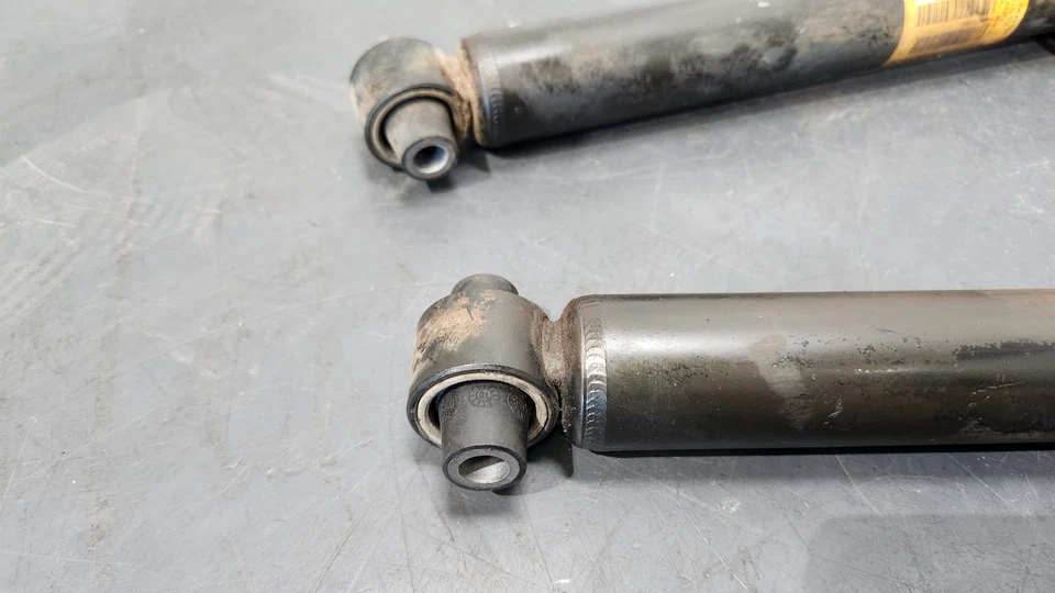 ✅ Juego de amortiguadores de puntal suspensión trasera izquierda derecha 15-20 OEM BMW F33 435 440 AWD 108k Foto 4 de 4