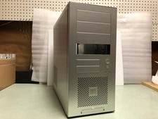Lian Li PC-60 Plus Mid Tower ATX Aluminum Mid-2000s Computer Case - Used