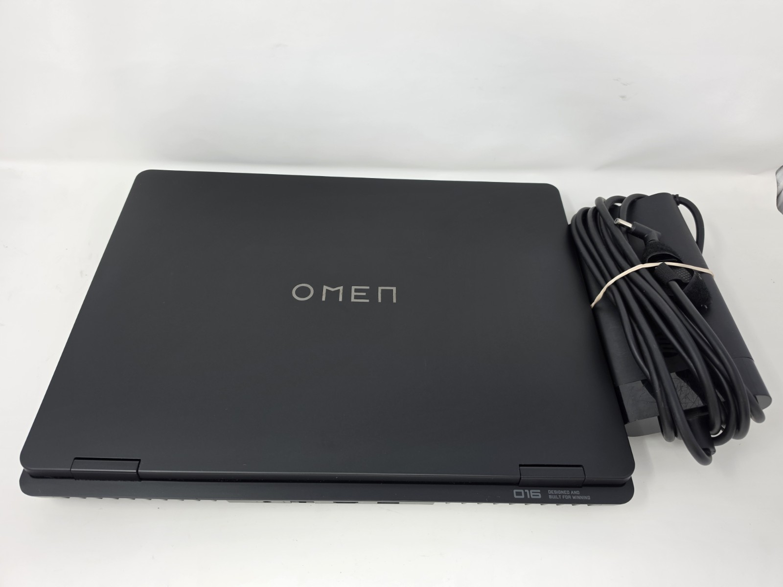 HP Omen 16-ap0053dx 16" Ryzen 9 8940HX 2.4GHz 32GB RAM 1TB SSD GeForce RTX 5060
