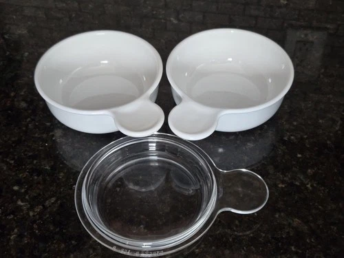 Corning Ware "Grab It" Bowls P-150-B w/ PYREX P-150-C Glass Lid 2 bowls w/ 1 lid