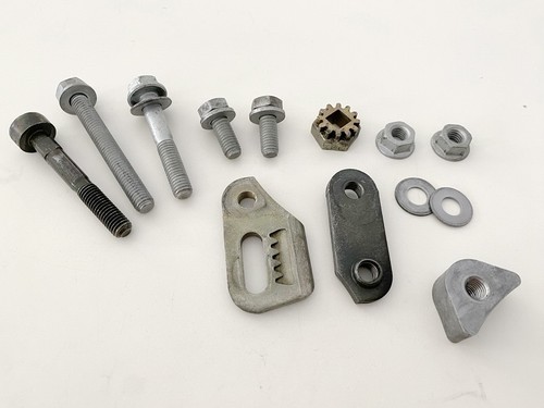 BMW R 1100 RT 259 Schrauben Motor Lichtmaschine Halter Spannlasche Spannrad