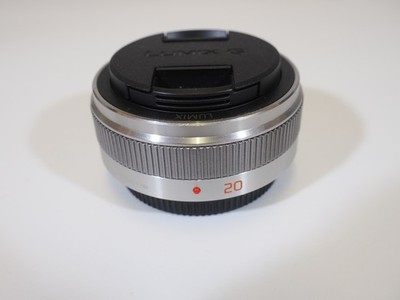 Pansonic Lumix G 20mm f1.7 Objektiv - Silber