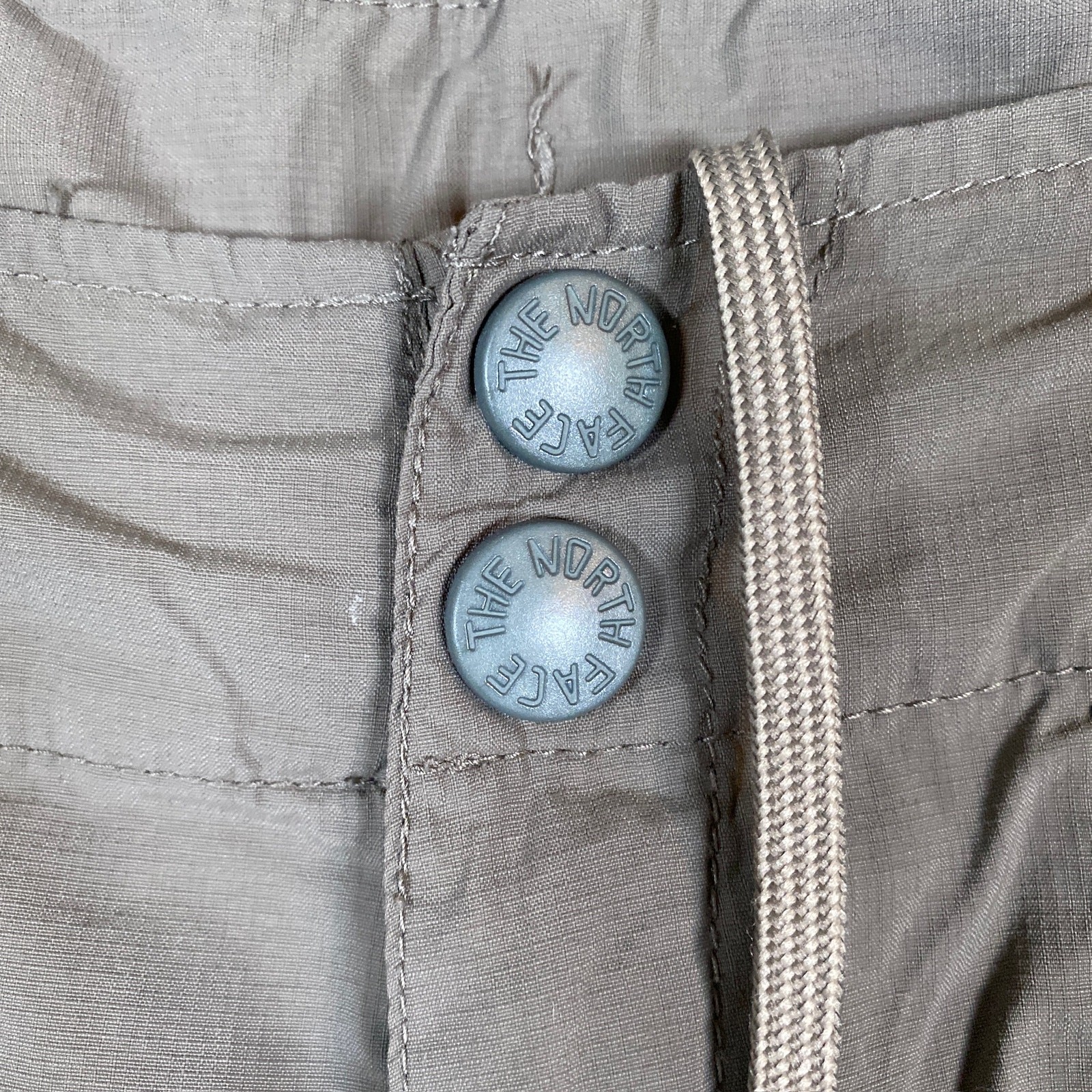 The North Face Womens Pants Gray Green Below the Knee Capri Nylon Stretch 8 thumbnail 5