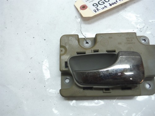 1998 VOLVO V70 WAGON PASSENGER RIGHT REAR DOOR HANDLE PULL LEVER OEM 1999 2000 - Picture 3 of 10