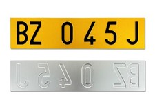 La Vera Targa Replica Mezzo Agricolo Rifrangente in Rilievo Battuta